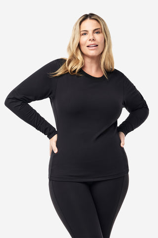 Model wears an XL. She is a size 16, wears a 16DD bra and 181cm tall.
