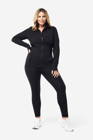 Model wears an XL. She is a size 16, wears a 16DD bra and 181cm tall.