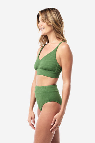 Model wears a size S. She is size 8 and 174cm tall.