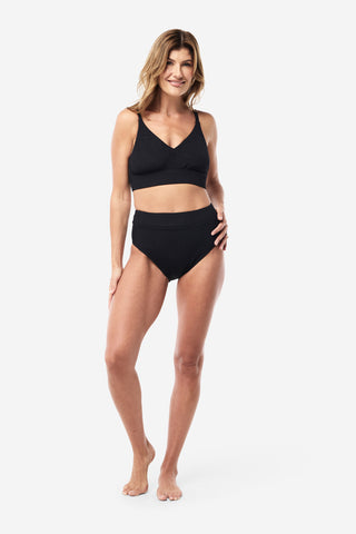 Model wears a size S. She is size 8 and 174cm tall.