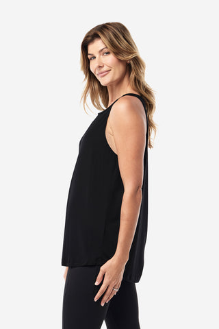 Model wears a size S. She is size 8 and 174cm tall.