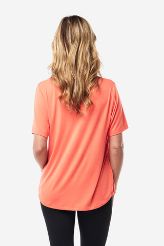 Model wears a size S. She is size 8 and 174cm tall.