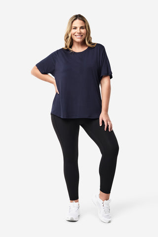 Model wears an XL. She is a size 16, wears a 16DD bra and 181cm tall.