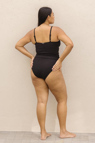 Model wears a size M. She is a size 12 and 165cm tall.