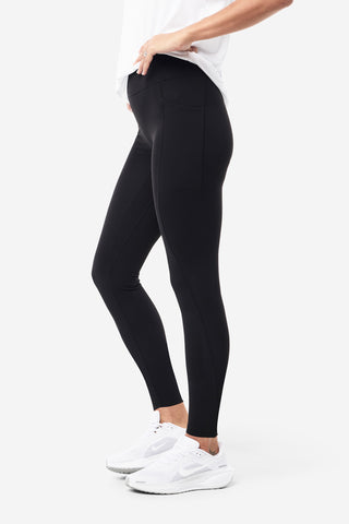 Model wears a size S. She is size 8 and 174cm tall.