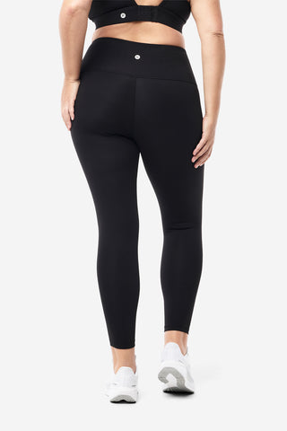 Model wears an XL. She is a size 16, wears a 16DD bra and 181cm tall.