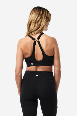 Model wears a size S. She is size 8 and 174cm tall.