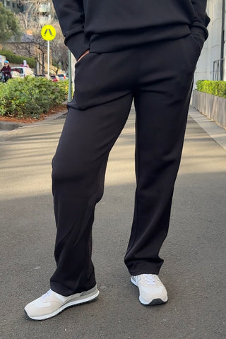 Model wears a size S. She is a size 10 and 168cm tall.