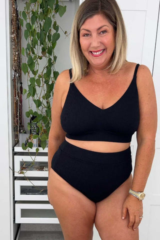 Natalie Angel from @letmetrybeforeyoubuy