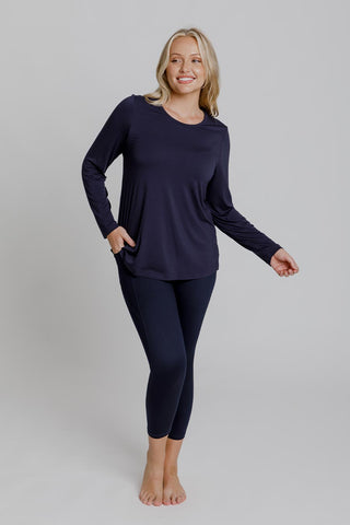 Model wears a size M. She is size 12 and 172cm tall.