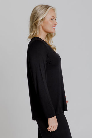 Model wears a size M. She is size 12 and 172cm tall.