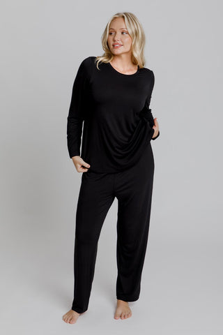 Model wears a size M. She is size 12 and 172cm tall.