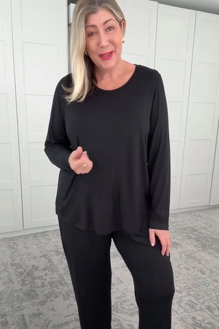 Natalie Angel from @letmetrybeforeyoubuy