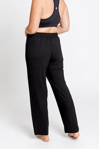 Model wears a size M. She is size 12 and 172cm tall.