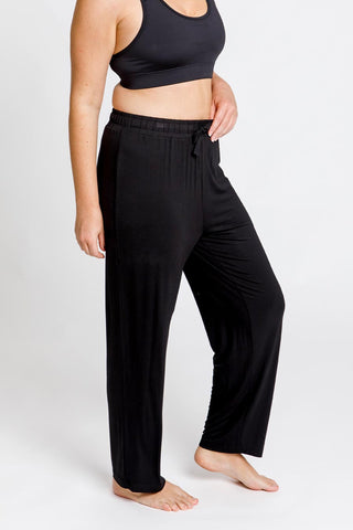 Model wears a size M. She is size 12 and 172cm tall.