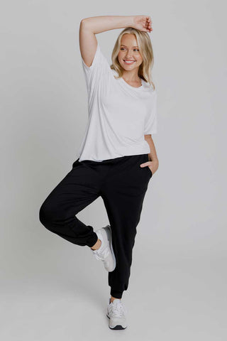 Model wears a size M. She is size 12 and 172cm tall.