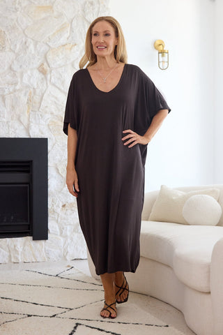 Model wears a S.She is a size 10/12 and is 175cm tall.