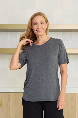 Model wears a S.She is a size 10/12 and is 175cm tall.