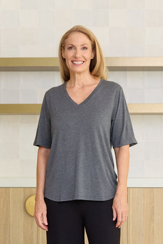 Model wears a S.She is a size 10/12 and is 175cm tall.