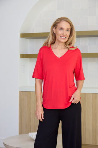 Model wears a S.She is a size 10/12 and is 175cm tall.