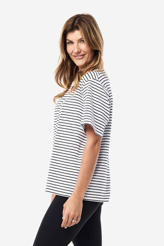 Model wears a size S. She is size 8 and 174cm tall.