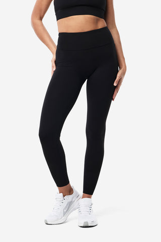 Model wears a size S. She is size 8 and 174cm tall.