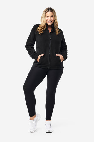 Model wears an XL. She is a size 16 and 181cm tall. 