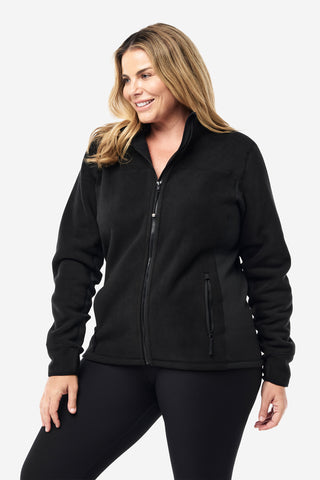Model wears an XL. She is a size 16 and 181cm tall. 