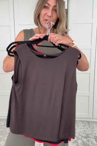 Natalie Angel from @letmetrybeforeyoubuy