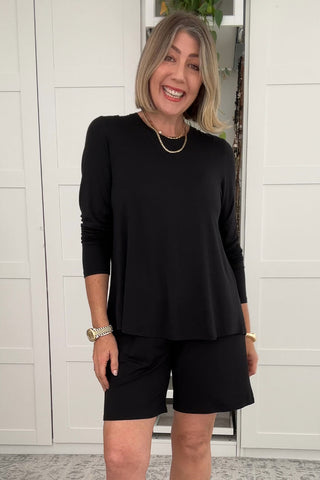 Natalie Angel from @letmetrybeforeyoubuy