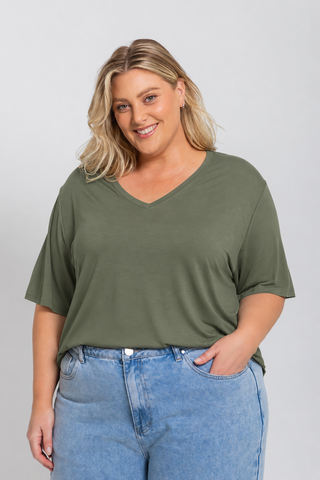 Bamboo V-Neck T-Shirt - Moss