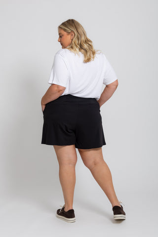 Motion Tailored Short - Black