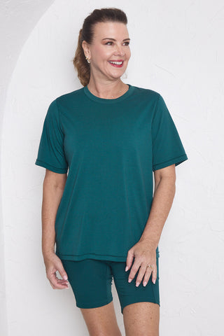 Model wears a size S