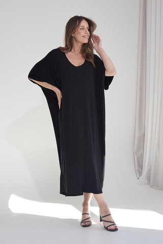 Model wears a S. She is a size 10 and is 170cm tall