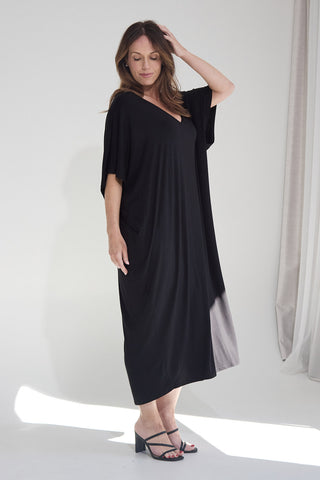 Model wears a S. She is a size 10 and is 170cm tall
