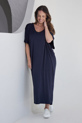 Model wears a S. She is a size 10 and is 170cm tall