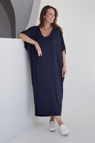 Model wears a S. She is a size 10 and is 170cm tall