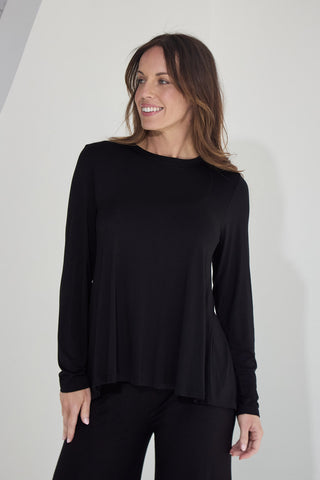 Model wears a S. She is a size 10 and is 170cm tall