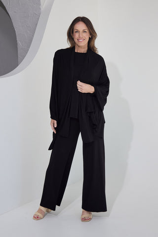 Model wears a S. She is a size 10 and is 170cm tall