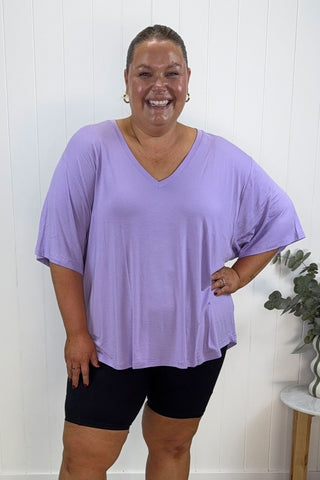 Melissa wears a size 3XL