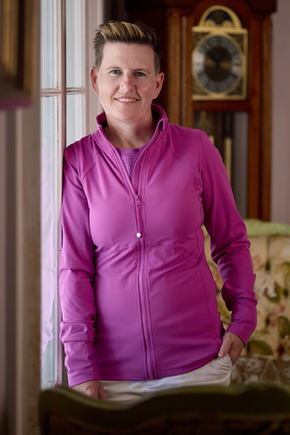 Nadia wears a size S