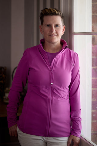 Nadia wears a size S