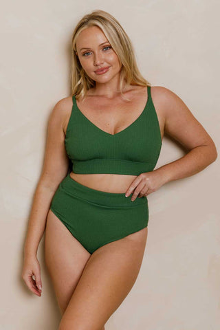 Model wears a size M. She is size 12 and 172cm tall.