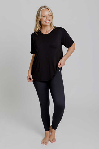 Model wears a size M. She is size 12 and 172cm tall.