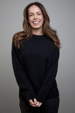 Model wears a S. She is a size 10 and is 170cm tall