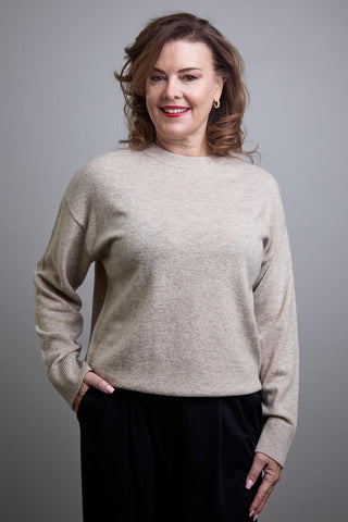 Model wears a size S. She is a size 10 and 169cm tall
