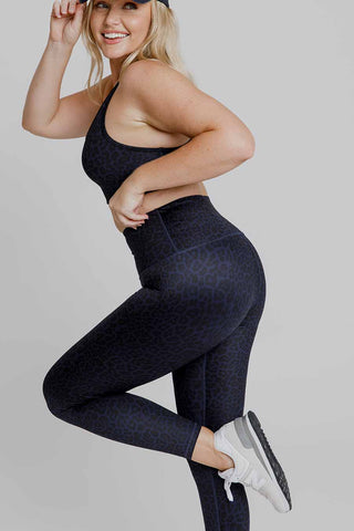 Model wears a size M. She is size 12 and 172cm tall.