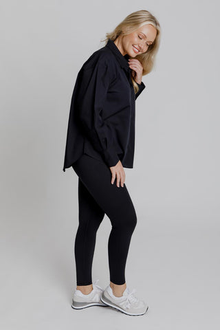 Model wears a size M. She is size 12 and 172cm tall.