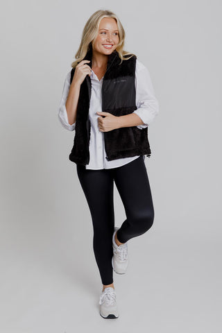 Model wears a size M. She is size 12 and 172cm tall.