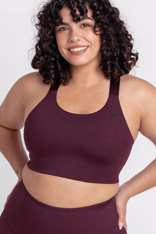 Model wears a L. She is a size 14-16, wears a 14C bra and is 168cm tall.